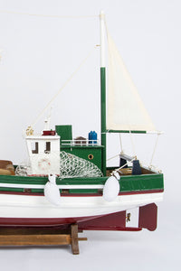 Seafood Fishing Boat III - Model Boat Fishing Boats Batela Giftware