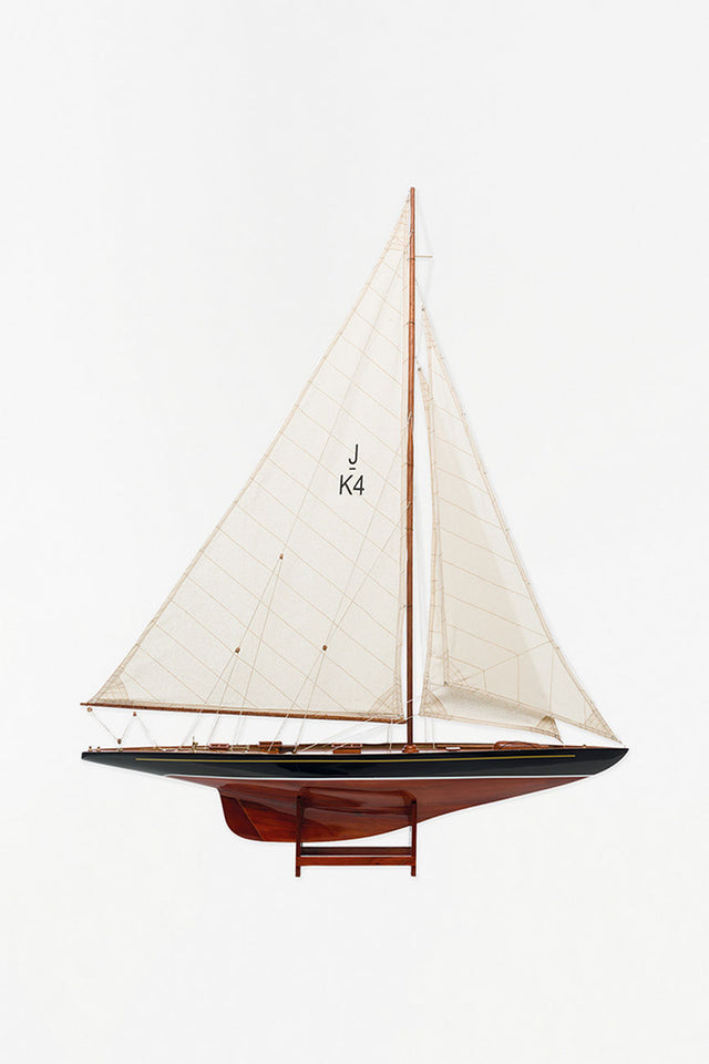 Endeavour Lux - Model Boat (Medium Sizes) Sail Boats Batela Giftware