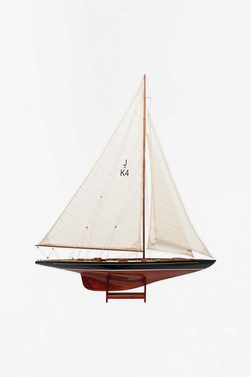 Endeavour Lux - Model Boat (Small Size) Sail Boats Batela Giftware