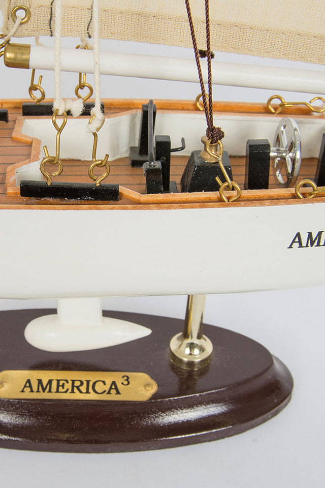 America - Model Boat - Smallest Size Sail Boats Batela Giftware