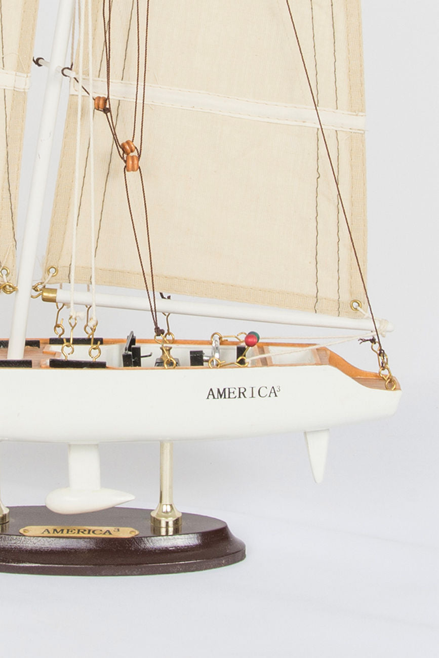 America - Model Boat - Smallest Size Sail Boats Batela Giftware