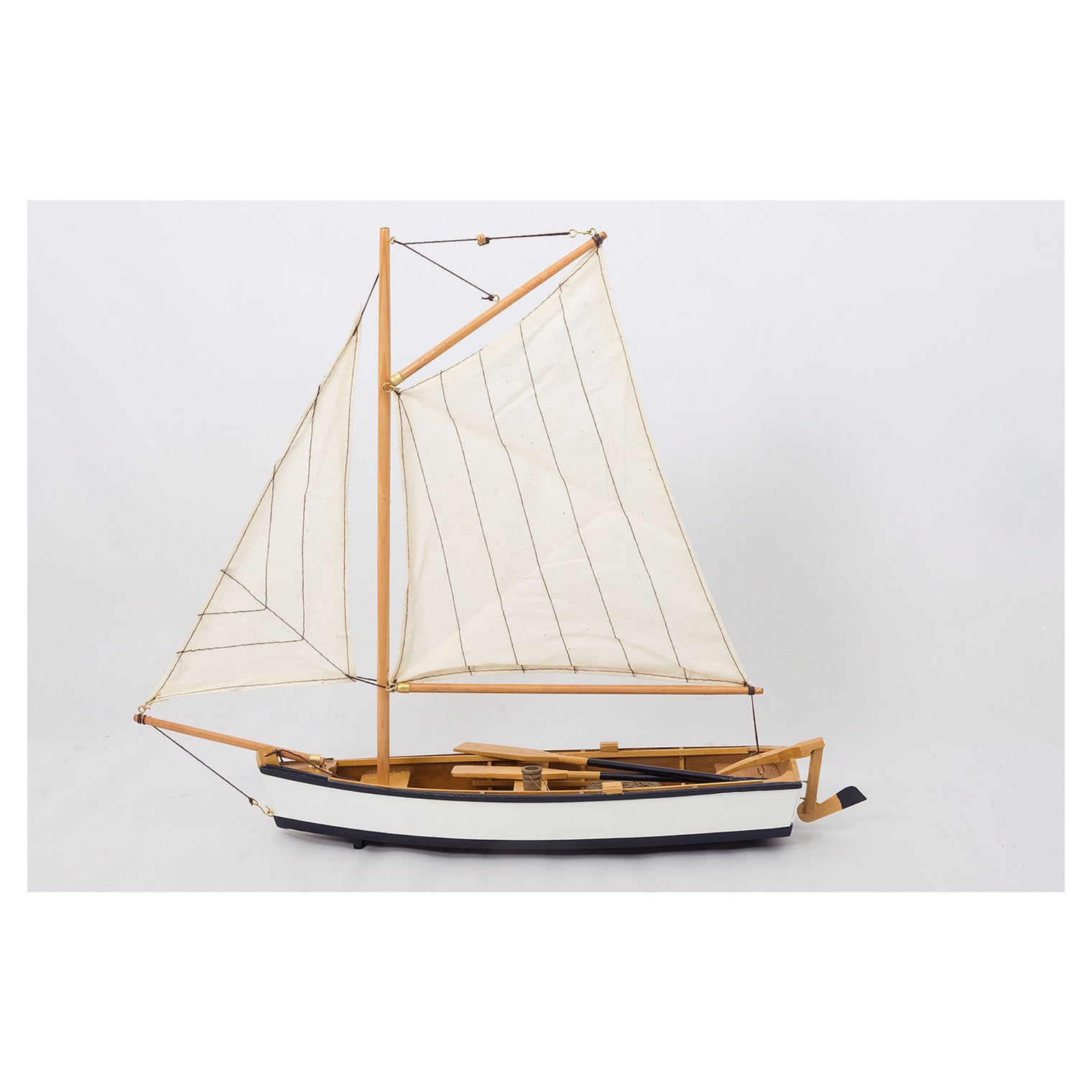 Sailing Ship - Model Boat Sail Boats Batela Giftware